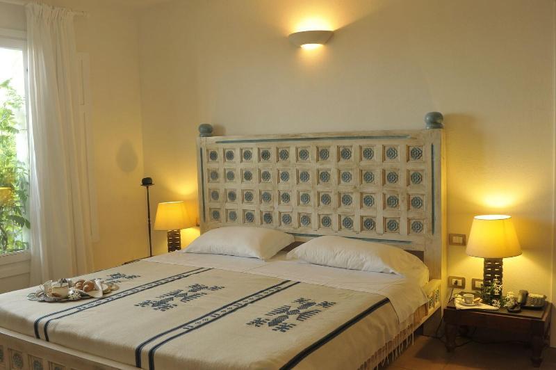 Hotel Villa Pimpina Carloforte Kültér fotó