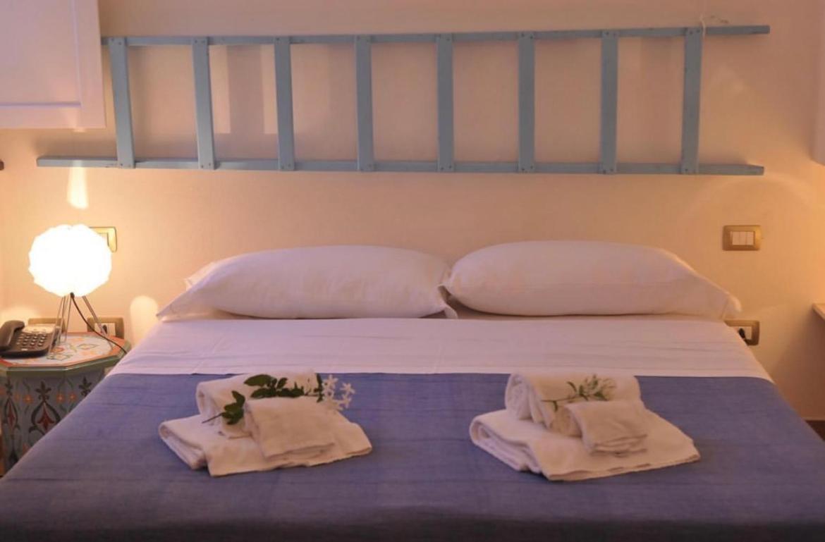 Hotel Villa Pimpina Carloforte Kültér fotó