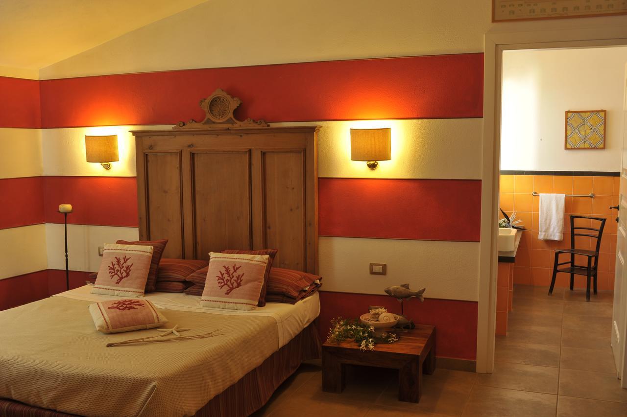Hotel Villa Pimpina Carloforte Kültér fotó
